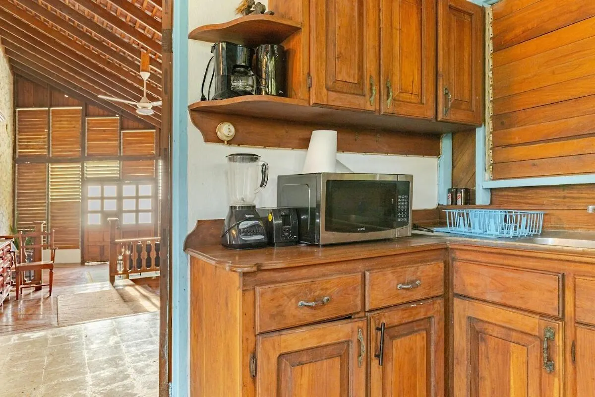 Ocean Breeze House With Pool Villa Negril Semesterbostad